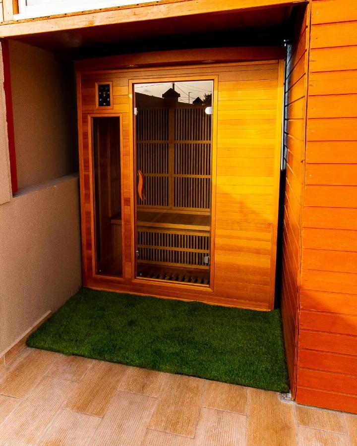 Evasion En Plein Coeur De La Ville Studio Jacuzzis Sauna Et Piscine Au Centre De Port-Louis Εξωτερικό φωτογραφία